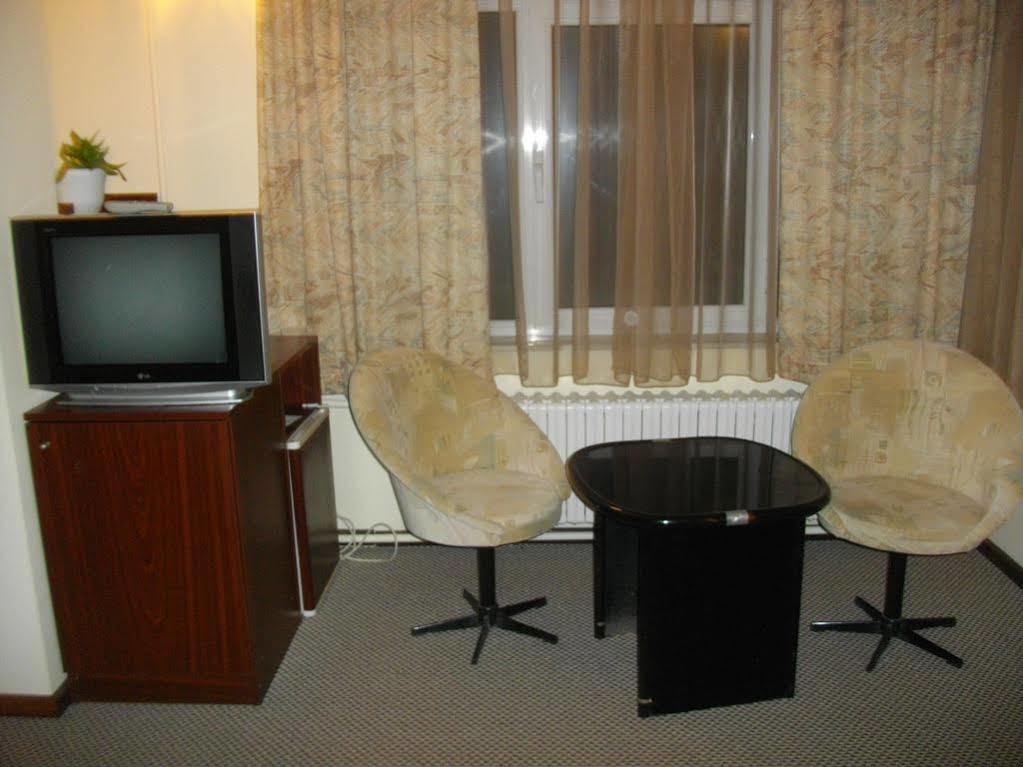 Hotel Ezeroto ستارا زاغورا المظهر الخارجي الصورة