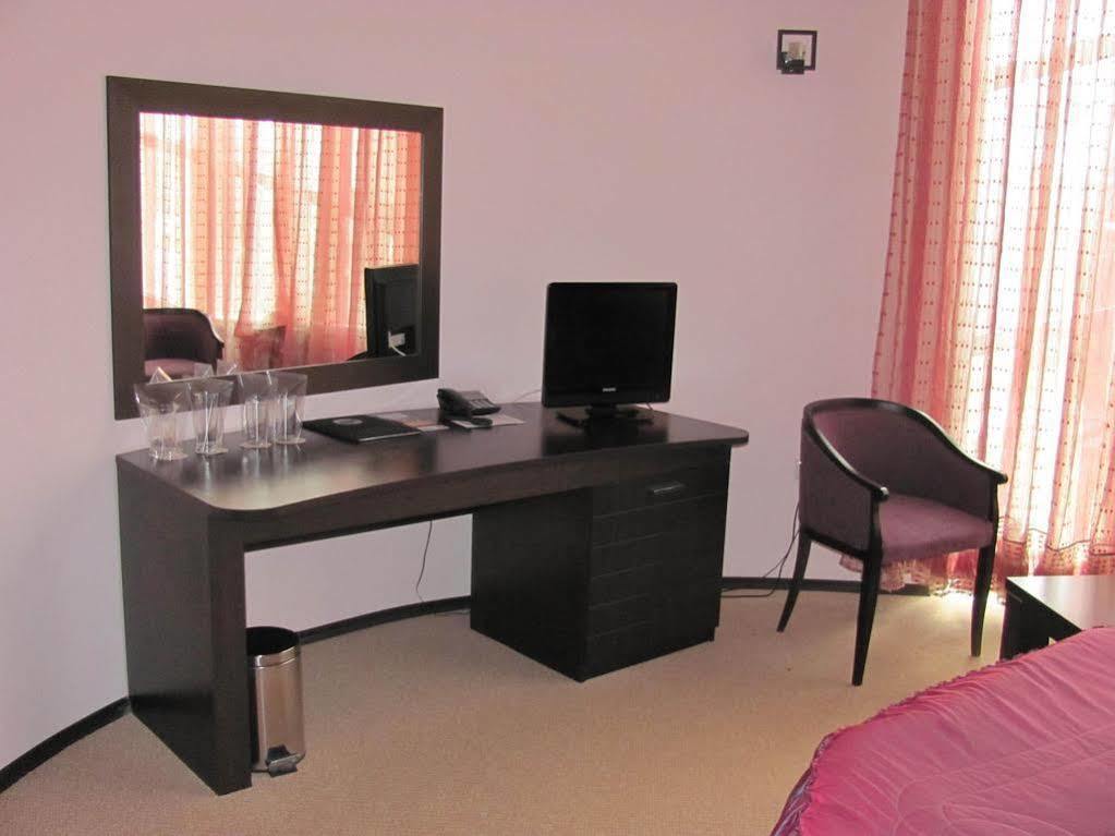 Hotel Ezeroto ستارا زاغورا المظهر الخارجي الصورة